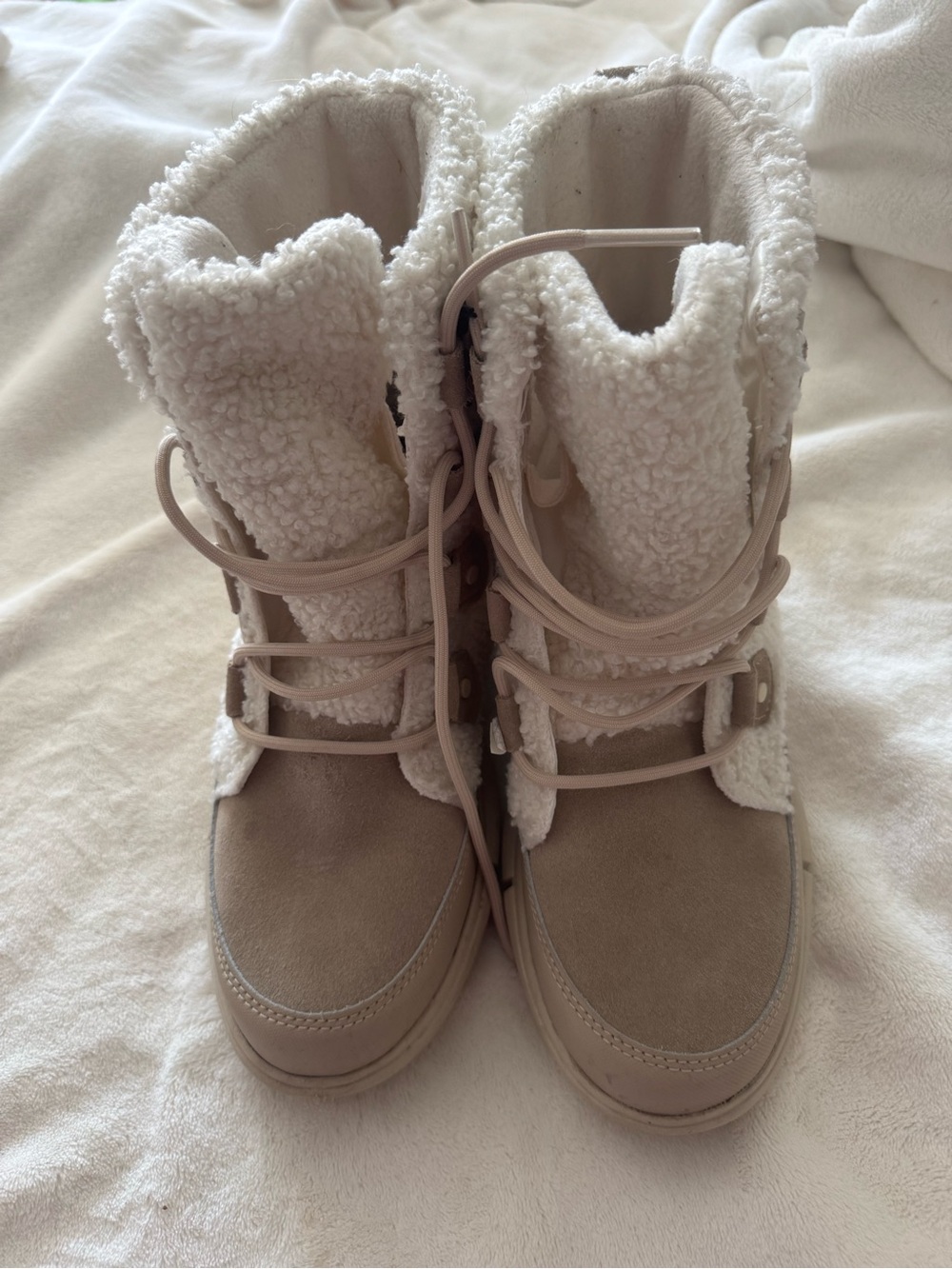 Sorel Beige and White Sherpa Lace-Up Winter Boots